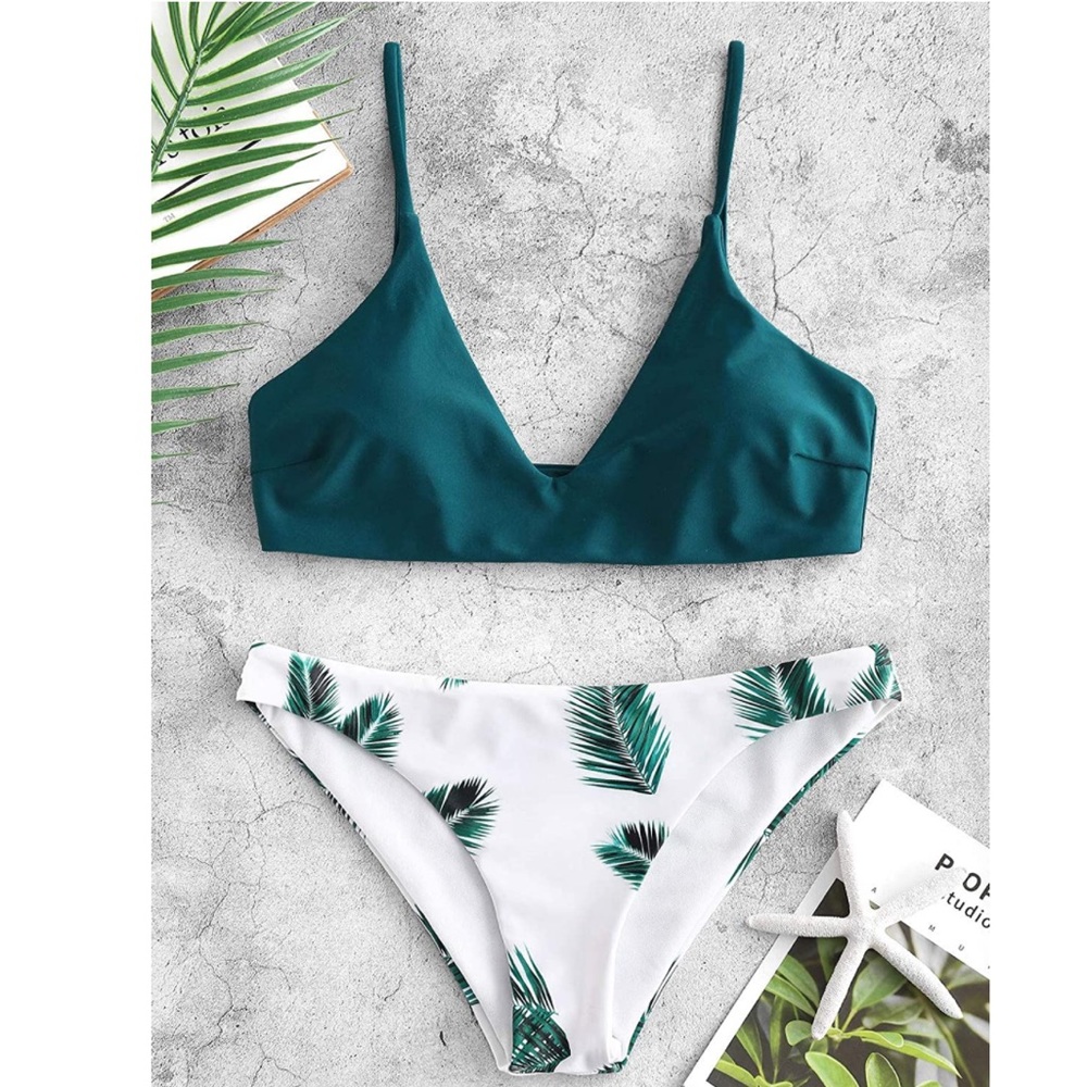 NWT Leaf Print Bikini